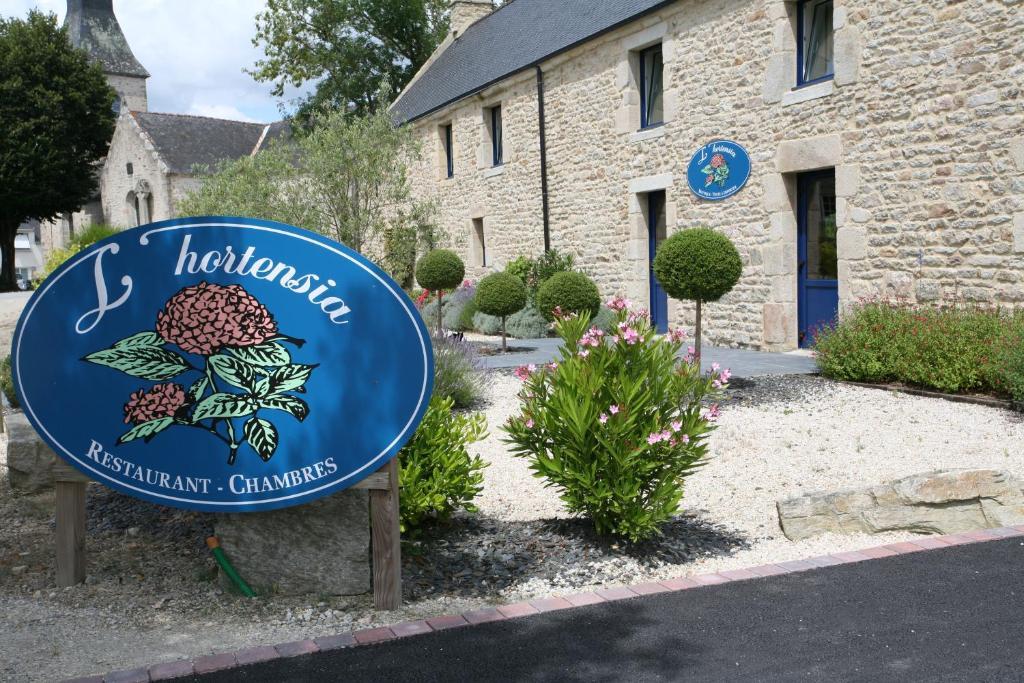 Hotel - Restaurant L'Hortensia Noyalo Exterior foto